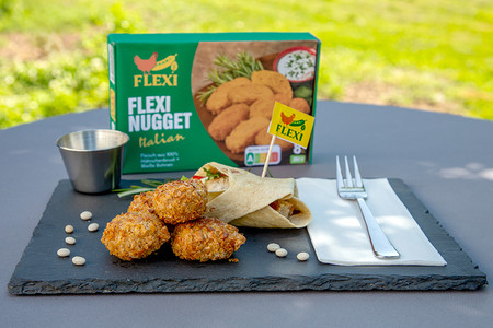 „Flexi-Nuggets“ ist ein Hybridprodukt mit exzellenten Nährwerten. Die einzigartige Kombination aus Hähnchen und Bohnen macht's möglich.